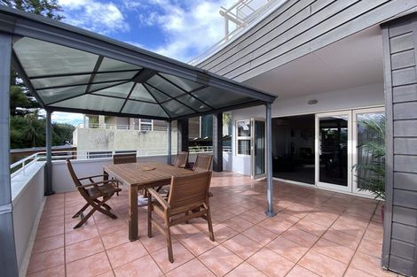 Photo of property in 221 Papamoa Beach Road, Papamoa Beach, Papamoa, 3118