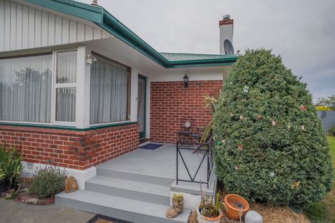 Photo of property in 28 Saint George Street, Watlington, Timaru, 7910