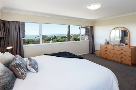 Photo of property in 21 Coates Road, Cockle Bay, Auckland, 2014