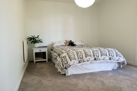 Photo of property in 62 Caton Road, Waitakere, Henderson, 0782