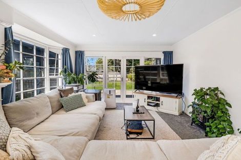Photo of property in 40 Clifton Terrace, Fitzherbert, Palmerston North, 4410