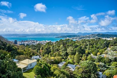 Photo of property in 48 Orangi Kaupapa Road, Northland, Wellington, 6012