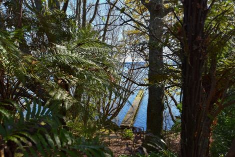 Photo of property in 20 Tupara Crescent, Kawaha Point, Rotorua, 3010