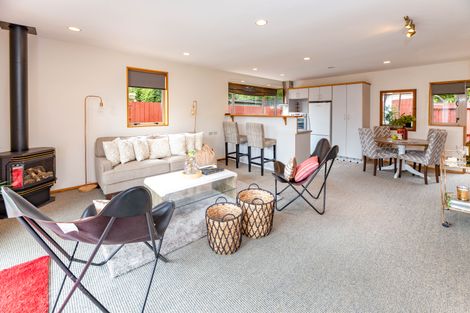 Photo of property in 2/48 Colwyn Street, Bryndwr, Christchurch, 8053