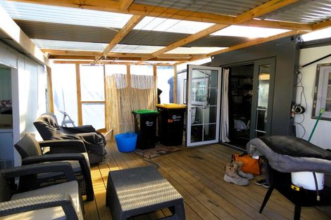 Photo of property in 9 Roebuck Street, Westport, 7825