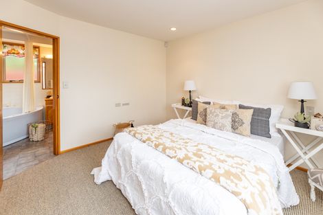 Photo of property in 2/48 Colwyn Street, Bryndwr, Christchurch, 8053