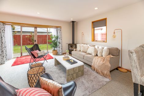 Photo of property in 2/48 Colwyn Street, Bryndwr, Christchurch, 8053