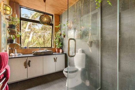 Photo of property in 77 Huia Road, Titirangi, Auckland, 0604