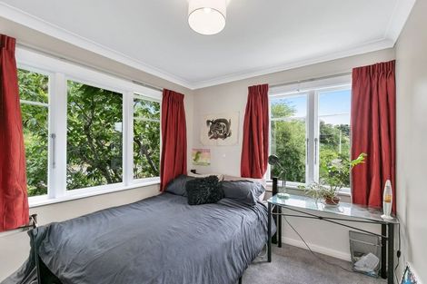 Photo of property in 308 Main Road, Tawa, Wellington, 5028