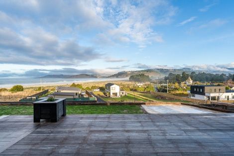 Photo of property in 10 Okahau Terrace, Warrington, 9471