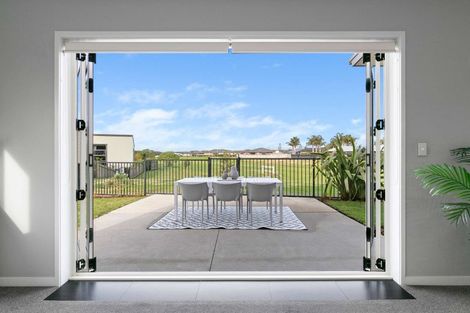 Photo of property in 16 Manuka Street, Papamoa Beach, Papamoa, 3118