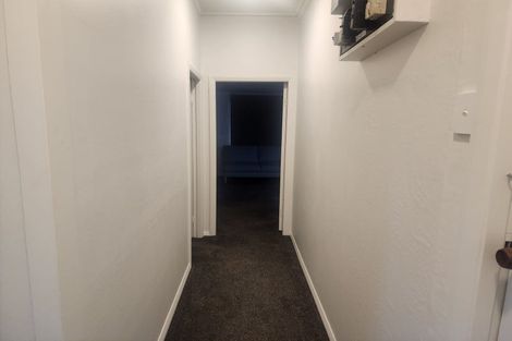 Photo of property in 12 Beauchamp Street, Tawa, Wellington, 5028