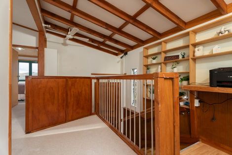 Photo of property in 15 Te Kiteroa Grove, Churton Park, Wellington, 6037