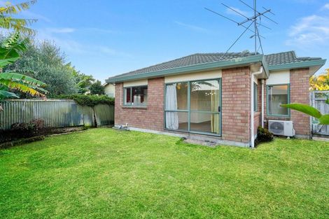 Photo of property in 1/150 Rosebank Road, Avondale, Auckland, 1026