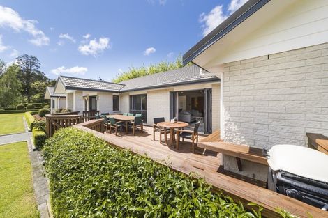 Photo of property in 294 Polson Hill Drive, Aokautere, Palmerston North, 4471