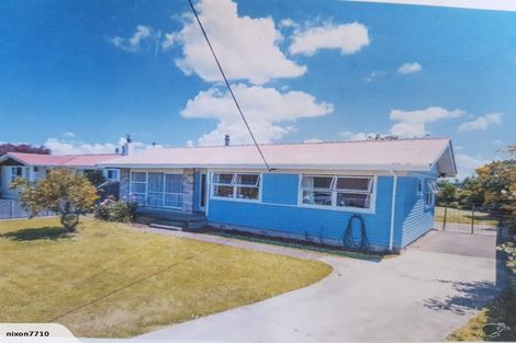 Photo of property in 24 Peters Avenue, Cloverlea, Palmerston North, 4412