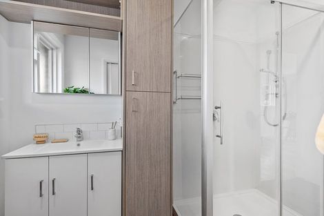 Photo of property in 24 Vagues Road, Northcote, Christchurch, 8052