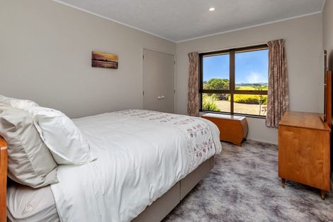 Photo of property in 70 Baylys Coast Road, Dargaville, 0377