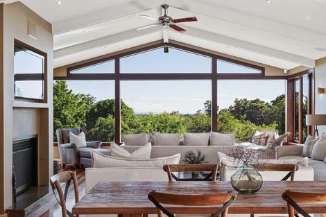 Photo of property in 54 Lane Road, Havelock North, 4130