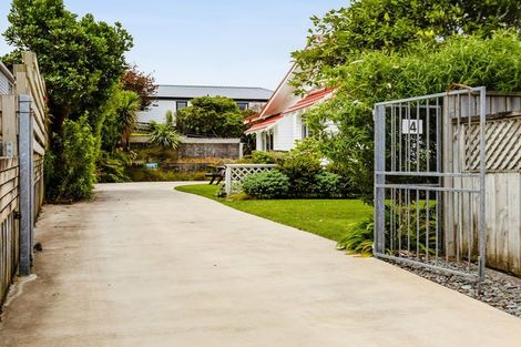 Photo of property in 4 Price Street, Westown, New Plymouth, 4310