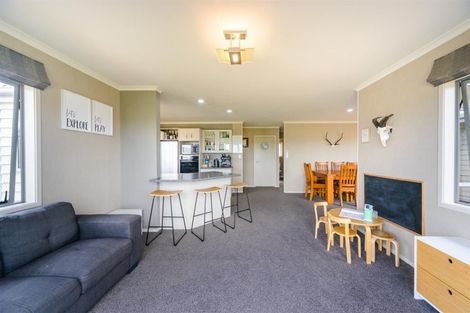 Photo of property in 32a Phillips Street, Sanson, 4817