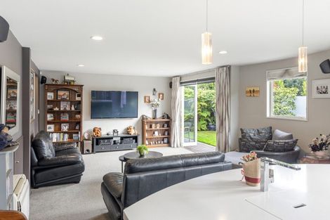 Photo of property in 28 Mayfair Street, Riccarton, Christchurch, 8011