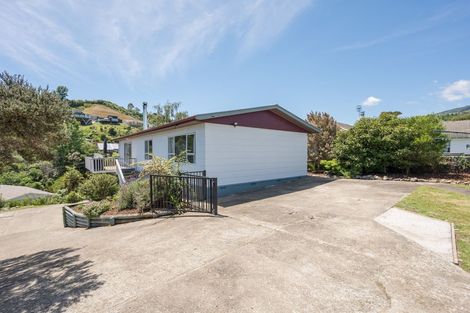 Photo of property in 46 Arapiki Road, Stoke, Nelson, 7011