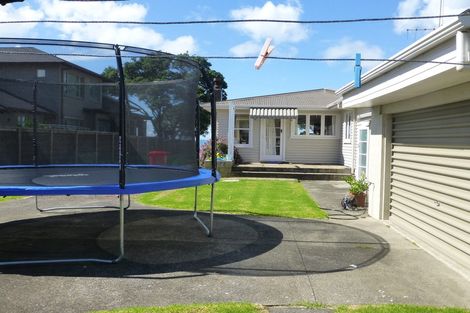 Photo of property in 43 Arkles Strand, Arkles Bay, Whangaparaoa, 0932