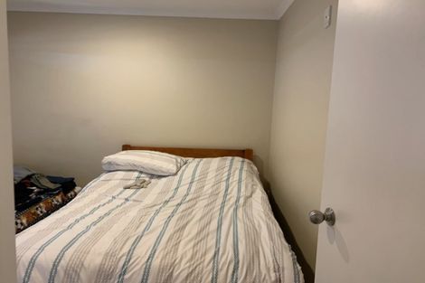 Photo of property in 9 Kalmore Place, Flat Bush, Auckland, 2016