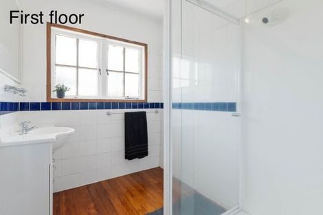 Photo of property in 1/17 Sartors Avenue, Northcross, Auckland, 0630