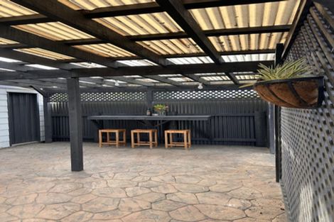 Photo of property in 1 Perry Crescent, Greenmeadows, Napier, 4112