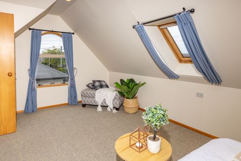 Photo of property in 2/48 Colwyn Street, Bryndwr, Christchurch, 8053