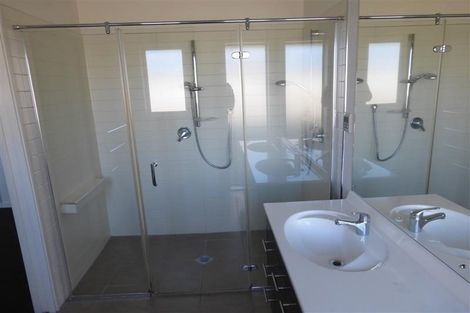 Photo of property in 25 Mataroa Place, Parklands, Christchurch, 8083