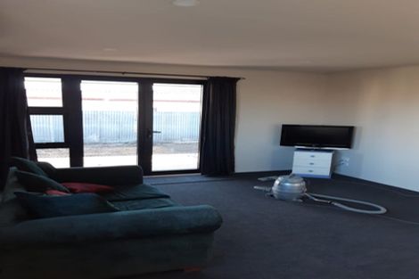 Photo of property in 4 Earnslaw Crescent, Clover Park, Auckland, 2019