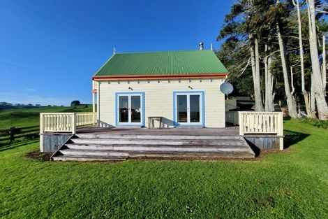 Photo of property in 277 Wortley Road, Waiongana, New Plymouth, 4373