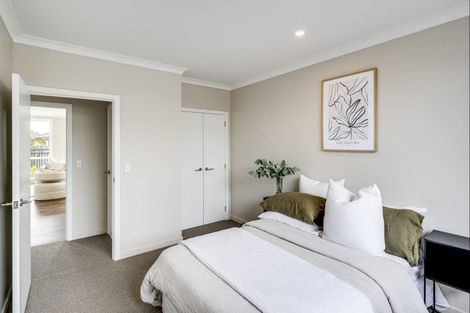 Photo of property in 15 West Place, Greenmeadows, Napier, 4112