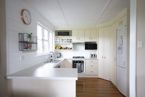 Photo of property in 61 Terou Street, Manaia, 4612