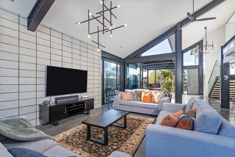 Photo of property in 112 Ti Kouka Crescent, Matarangi, Whitianga, 3592