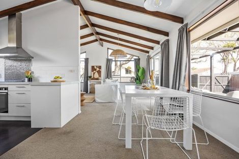 Photo of property in 5 Betula Place, Parklands, Christchurch, 8083