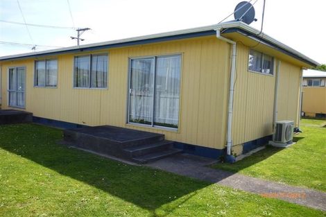 Photo of property in 2/11 Stafford Street, Silverstream, Upper Hutt, 5019