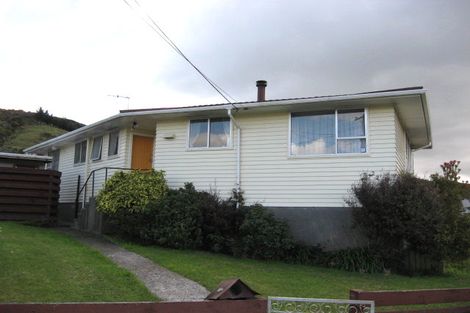 Photo of property in 229 Wellington Road, Wainuiomata, Lower Hutt, 5014