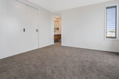 Photo of property in 1/98 Dinsdale Road, Dinsdale, Hamilton, 3204