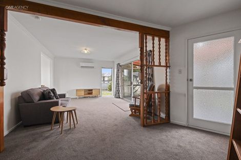 Photo of property in 9 Cornet Lane, Aranui, Christchurch, 8061