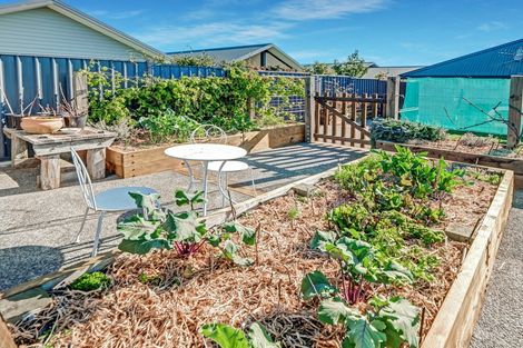 Photo of property in 7e Whakatomo Place, Havelock North, 4130