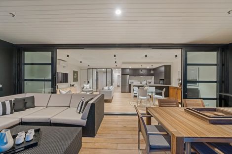 Photo of property in 601/8 Kingsland Terrace, Kingsland, Auckland, 1021