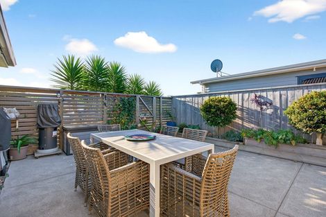 Photo of property in 5 Tarata Grove, Lansdowne, Masterton, 5810