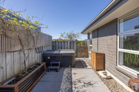 Photo of property in 27 Pegasus Main Street, Pegasus, 7612