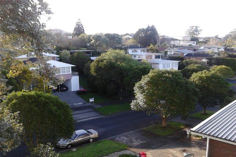 Photo of property in 1/32 Simkin Avenue, St Johns, Auckland, 1072