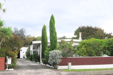 Photo of property in 10 Rawene Street, Waikanae, 5036