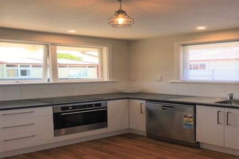 Photo of property in 25 Nursery Road, Phillipstown, Christchurch, 8011